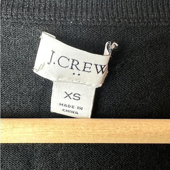 J. Crew Factory Black Merino Wool Blend V-Neck Long Sleeve Sweater Women's XS - Picture 3 of 4